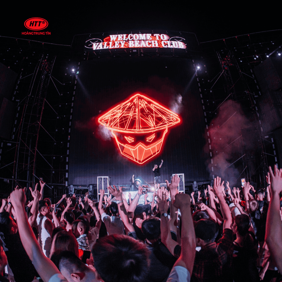 VALLEY Beach Club - Hạ Long - Quảng Ninh